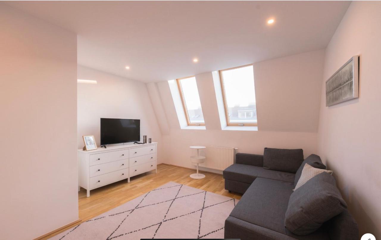 Sunny Penthouse L Dg1'14 Apartment เวียนนา ภายนอก รูปภาพ